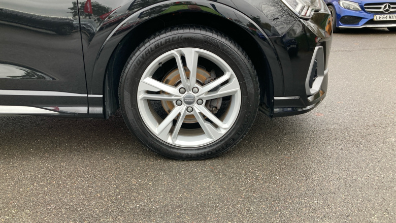 Audi Q3 35 TDI S Line 5dr S Tronic Diesel Estate